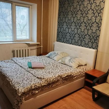 Бульвар Леси Украинка 3 Kiev Luaran gambar